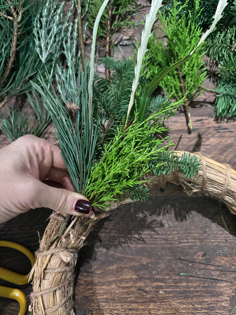 'Holidays Are Coming' DIY Wreath Kit