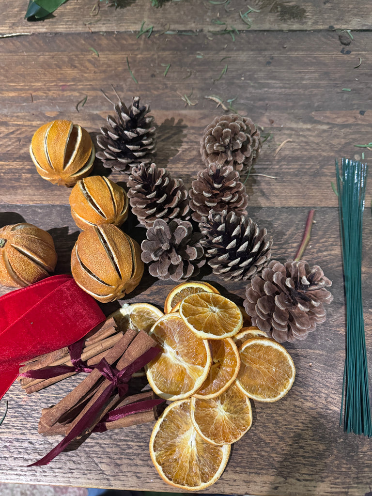 'Holidays Are Coming' DIY Wreath Kit