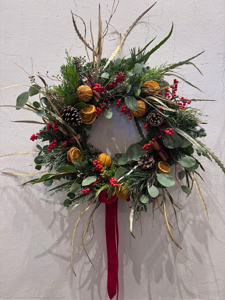 Wreath - 'Holidays Are Coming'